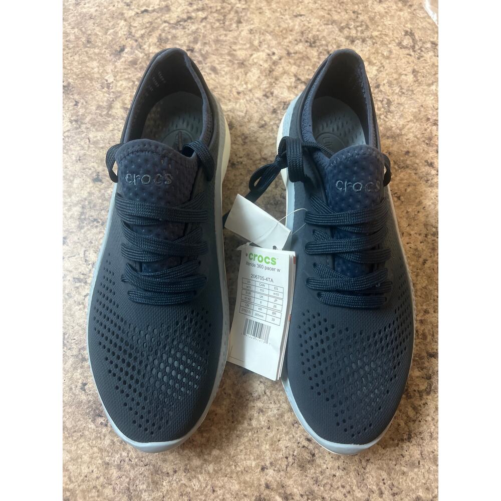 Crocs Women's LiteRide 360 Pacer sneakers Size 10 NWT